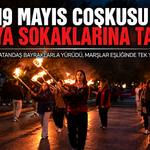 TÜRK BAYRAKLARIYLA ANLAMLI YÜRÜYÜŞ