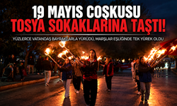 TÜRK BAYRAKLARIYLA ANLAMLI YÜRÜYÜŞ