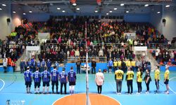 MUHTEŞEM FİNALİ ÖZ JEOLEJİSPOR ALDI..( final müsabakasından fotoğraf karaleri )