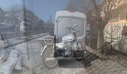 ARKADAN ÇARPTI, METRELERCE SAVRULDU! O ANLAR KAMERADA