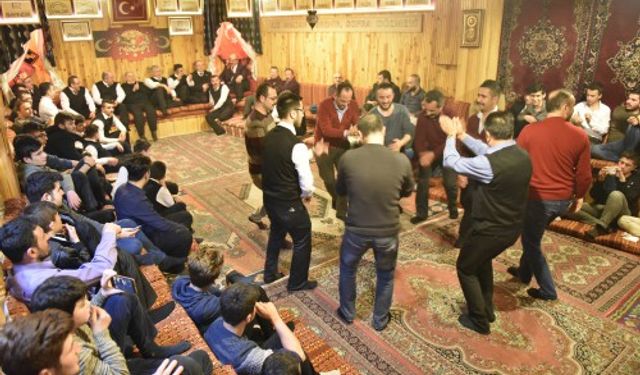 TOSYA'LI ÜLKÜCÜLER AHİ YAREN DE BULUŞTU HALİMEM'DEN TOPÇU VE TAVUK OYUNU'NA KADAR PEK ÇOK OYUNA İŞTİRAK ETTİLER..