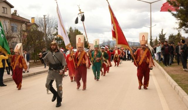 21 MART NEVRUZ BAYRAMI VE 4.ULUSLARARASI ÖĞRENCİ ŞENLİĞİ ÜNİVERSİTEMİZDE COŞKUYLA KUTLANDI..