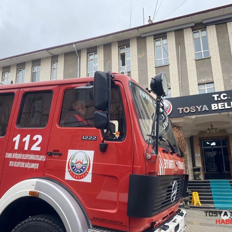 TOSYA BELEDİYESİ İTFAİYE EKİPLERİ DEPREM BÖLGESİNE DOĞRU YOLA ÇIKTI...